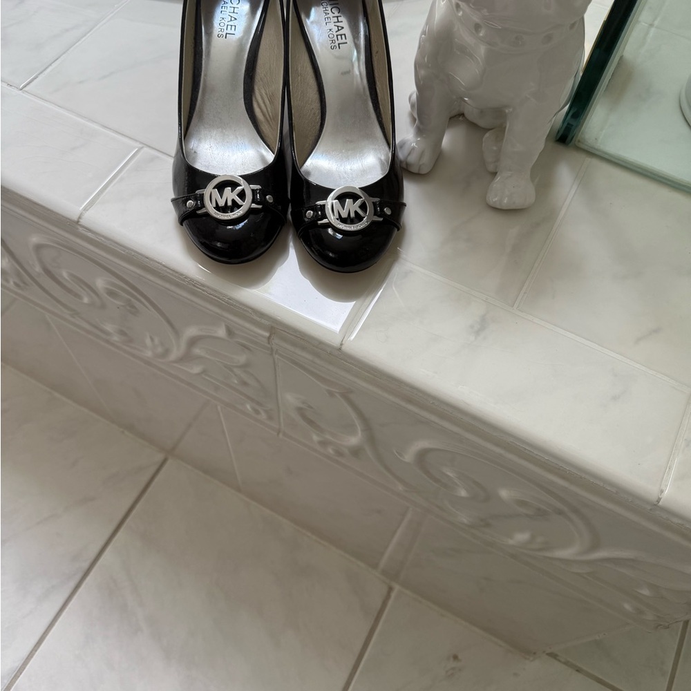 Michael Kors Black Patent Leather Heels - Picture 2 of 5